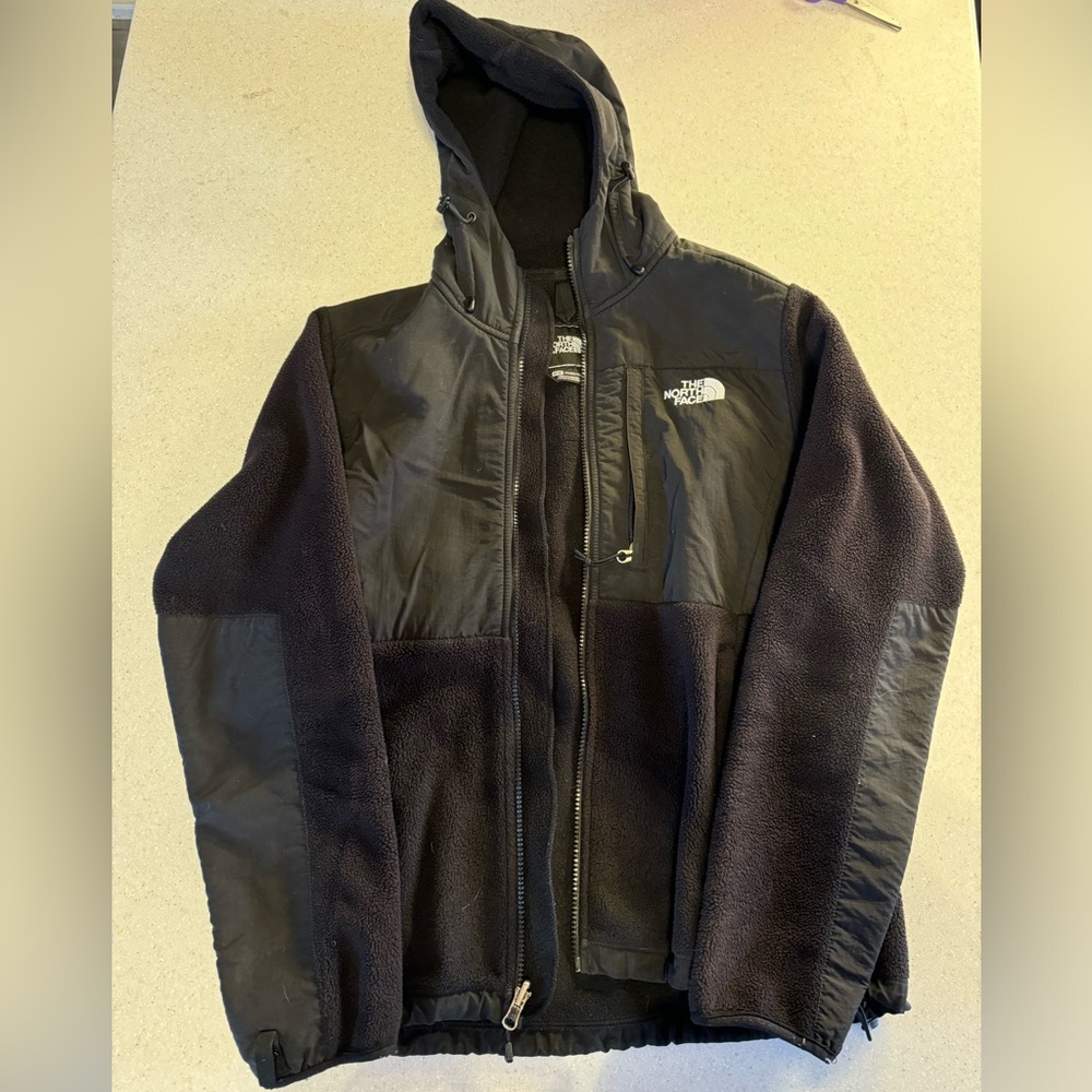 The North Face, Women’s Denali Hoodie, Black - used with small holes in pockets